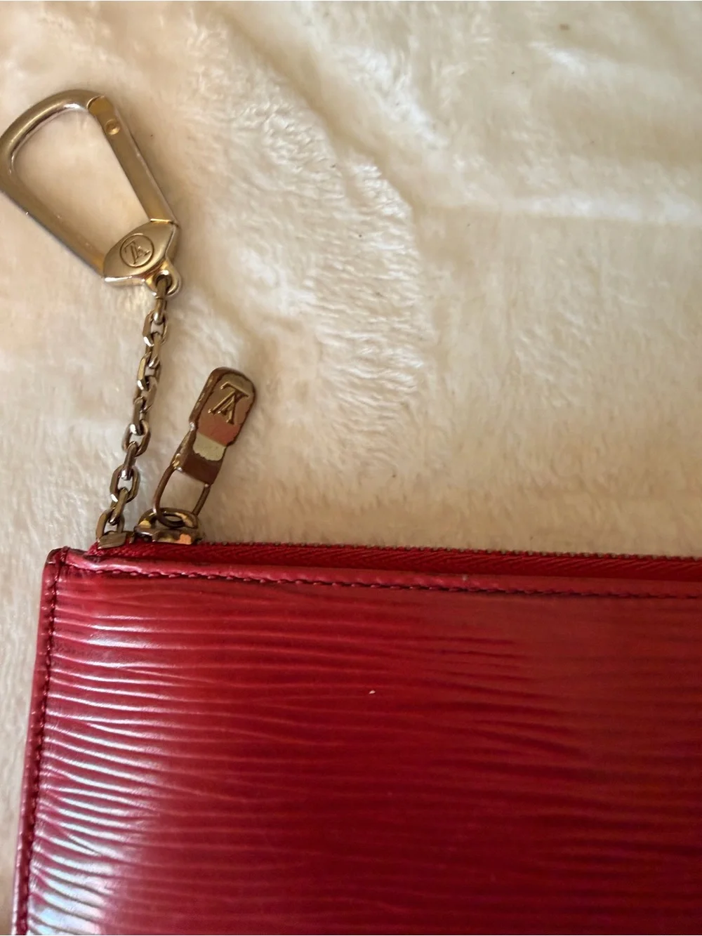 Louis Vuitton Red Epi Leather Key Cles/Pouch with Gold Hardware - Picture 2 of 16